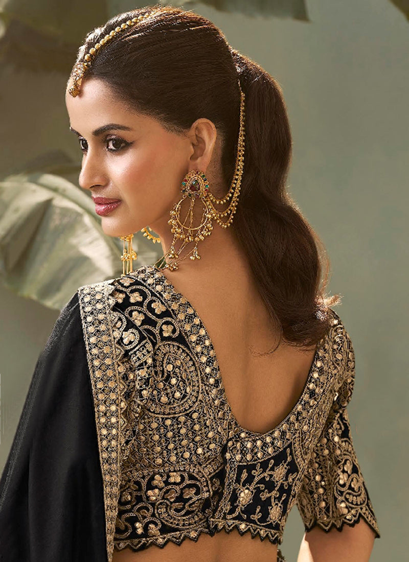 Bemberg Silk Black Wedding Wear Heavy Work Wedding Saree 387274