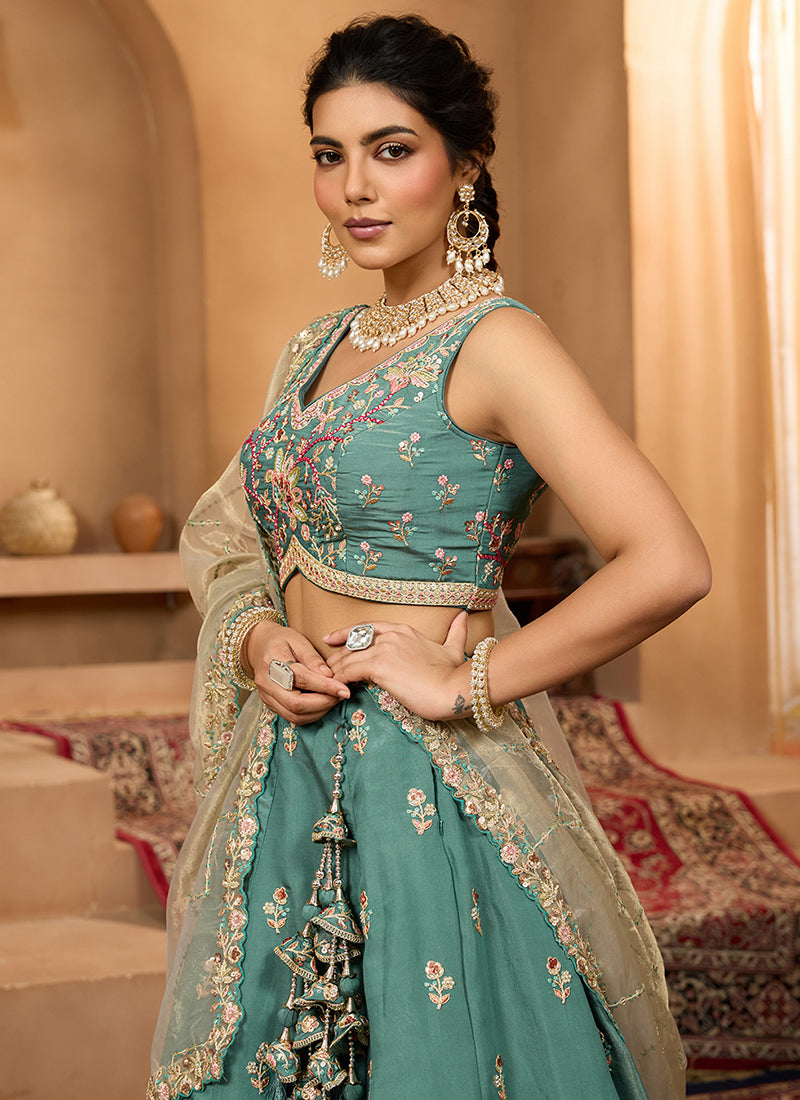 Georgette Green Bridal Lehenga Choli Embroidery Work Lehenga Choli 385350