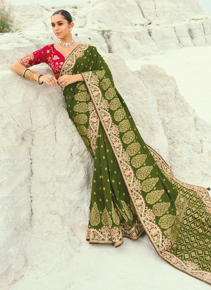 Dola Viscose Mehndi Wedding Wear Heavy Work Wedding Saree 386451