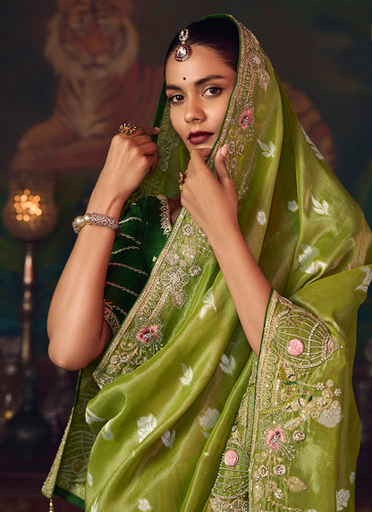 Silk Green Wedding Wear Embroidery Work Saree 386915