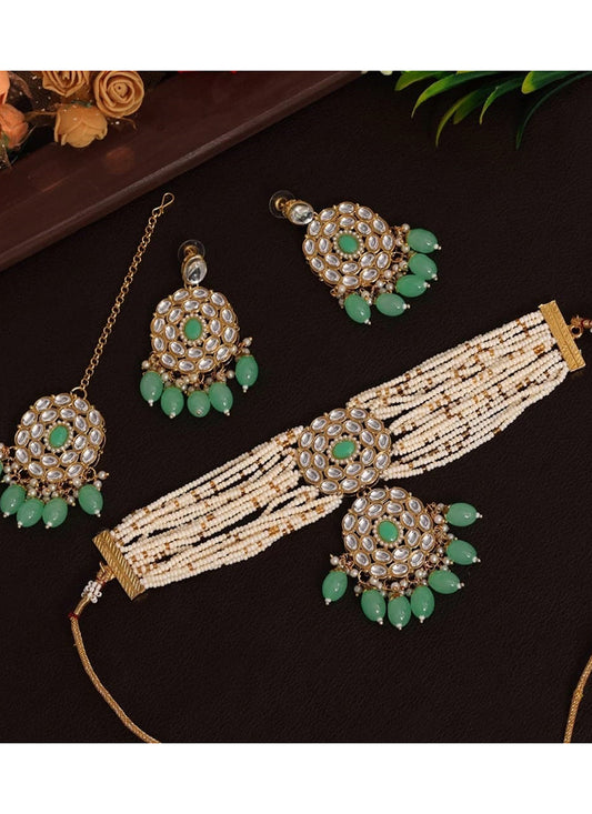 Light Green Festival Wear Kundan Necklace Set 383079