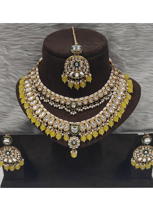 Yellow Festival Wear Kundan Necklace Set 383084