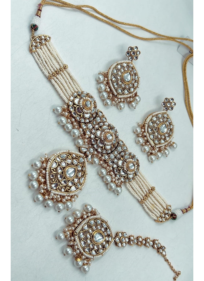White Festival Wear Kundan Necklace Set 383088