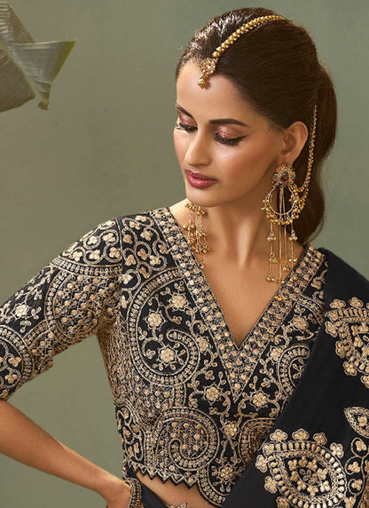 Bemberg Silk Black Wedding Wear Heavy Work Wedding Saree 387274