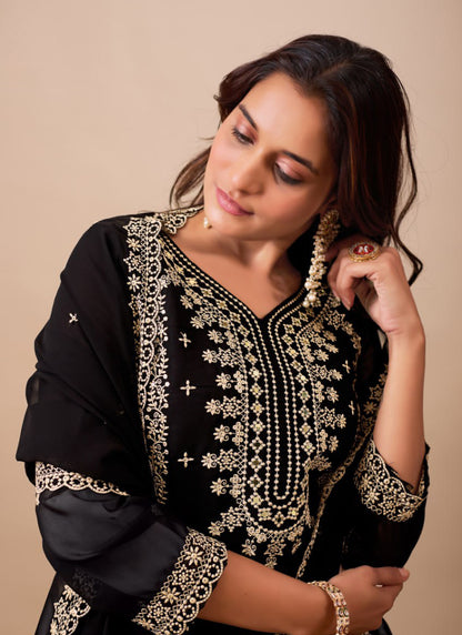 Faux Georgette Black Party Wear Zari Embroidery Work Readymade Salwar Suit 386047