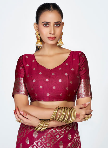 Timeless Banarasi Silk Saree Combo Set Crafted with Luxurious Zari Weaves