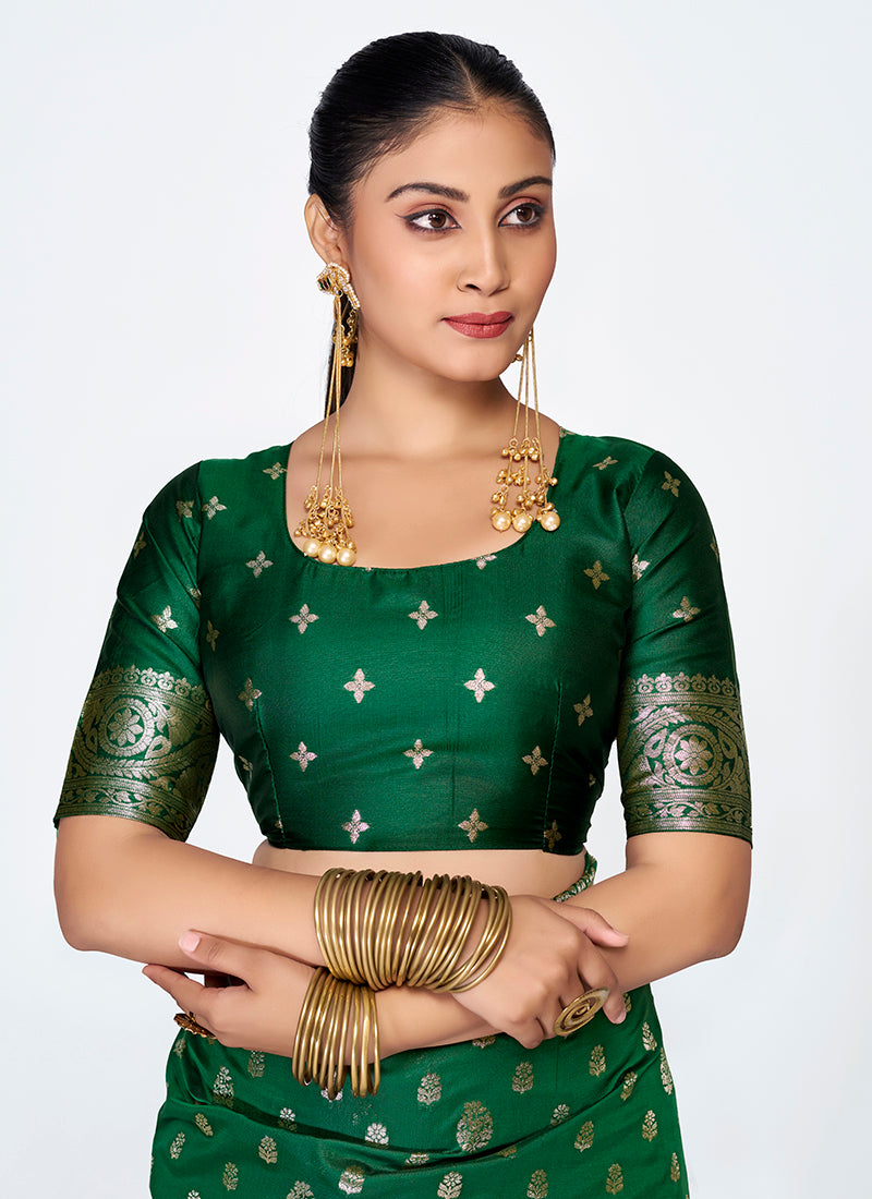 Graceful Banarasi Silk Saree Pair with Ornate Zari Embellishment