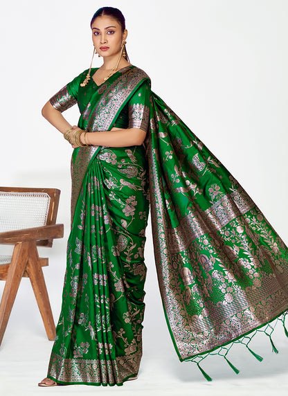 Banarasi Silk Emerald Green Party Wear Zari Weaving Work Saree 387508