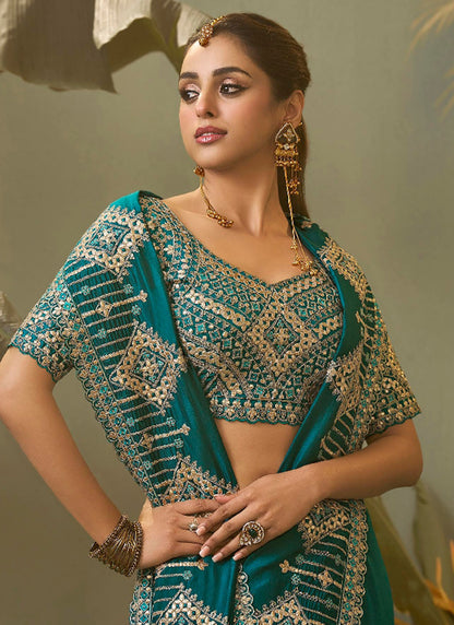 Bemberg Silk Green Wedding Wear Heavy Work Wedding Saree 387273