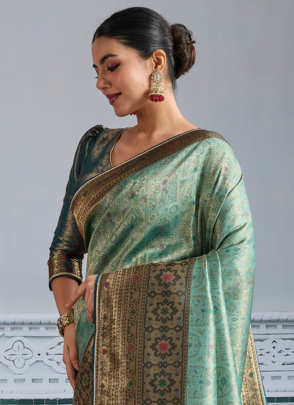 Kanjivaram Mul Silk Light Green Wedding Wear Weaving Work Saree 386637