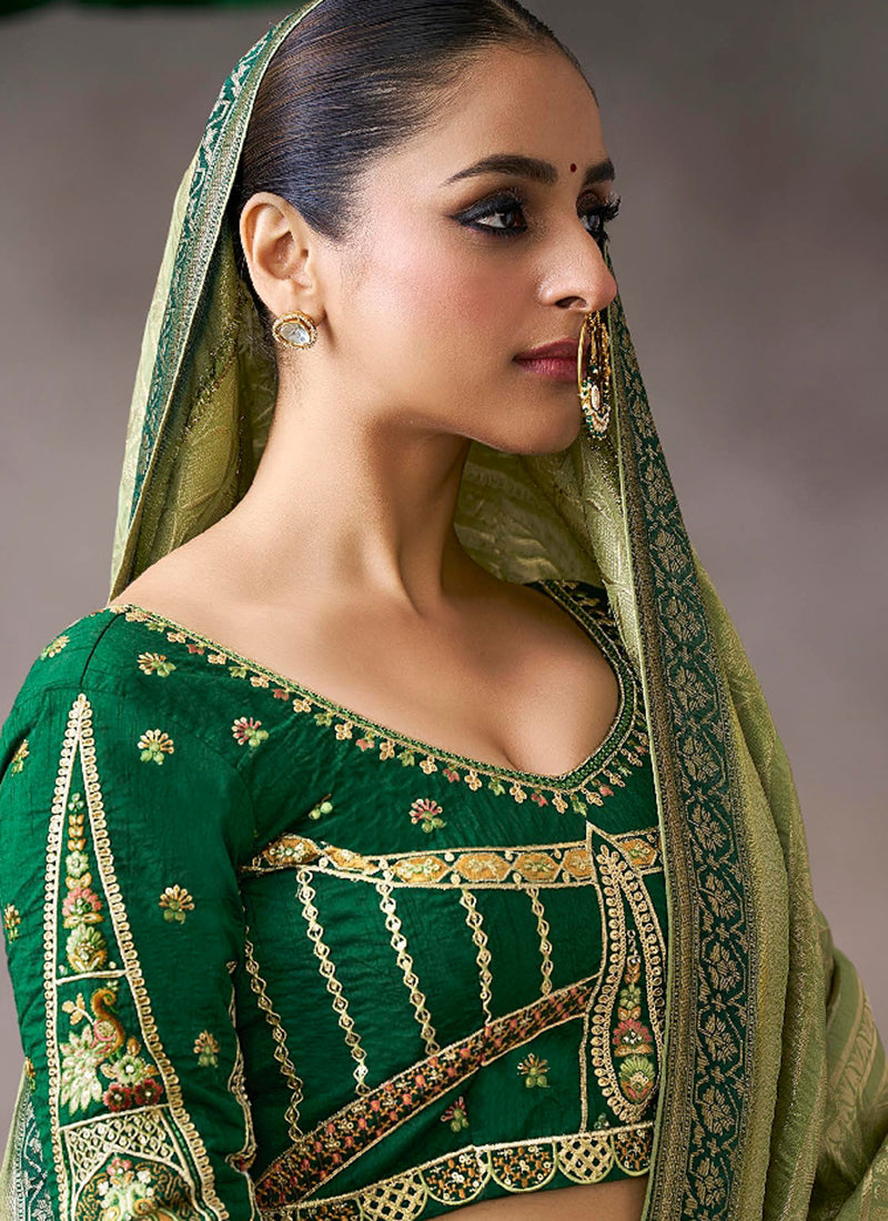 Pure Crepe Light Green Wedding Wear Heavy Work Wedding Saree 387279