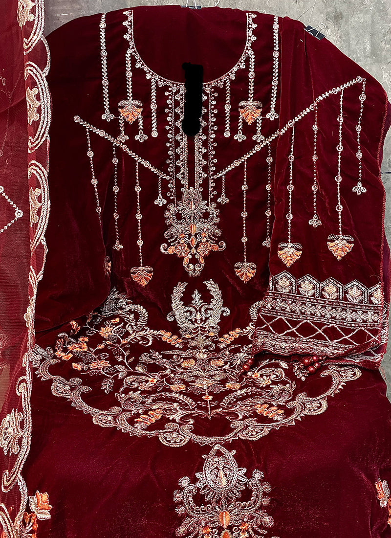 Heavy Velvet Maroon Eid Wear Heavy Work Pakistani Suit 387295