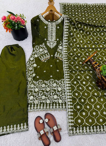 Gmy Silk Mehndi Eid Wear Sequins Embroidery Work Readymade Pakistani Suit 388813
