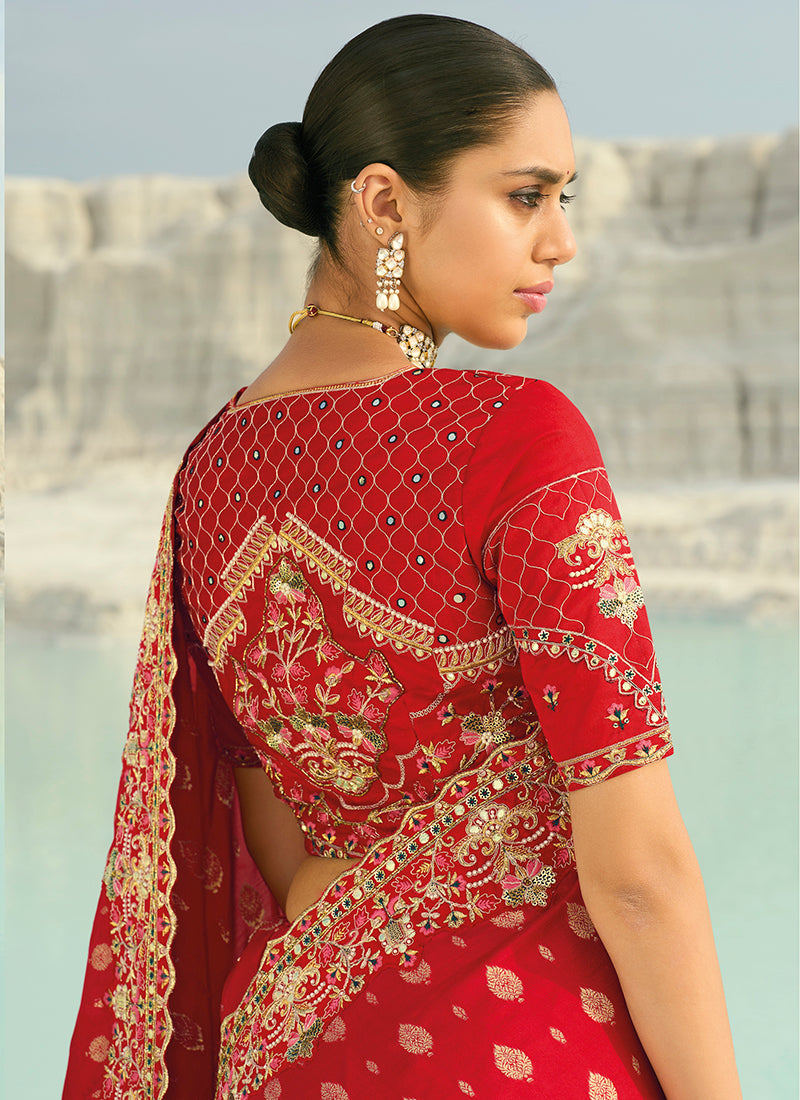 Dola Viscose Red Wedding Wear Heavy Work Wedding Saree 386457