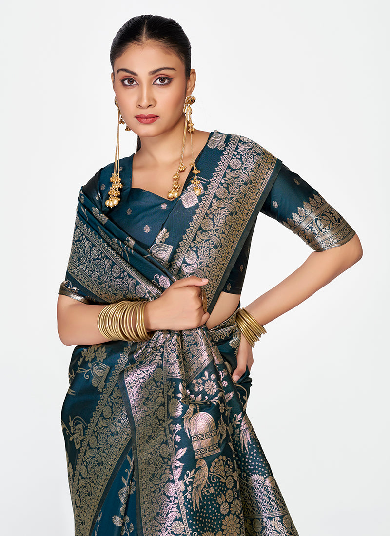 Timeless Banarasi Silk Saree Combo Set Crafted with Luxurious Zari Weaves