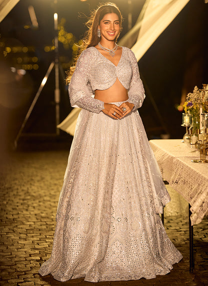 Pure Net White Bridal Wear Heavy Work Readymade Bridal Lehenga Choli 388116