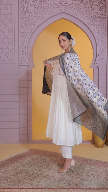 Chiffon Off White Party Wear Pattern Pc Work Readymade Salwar Suit 386180