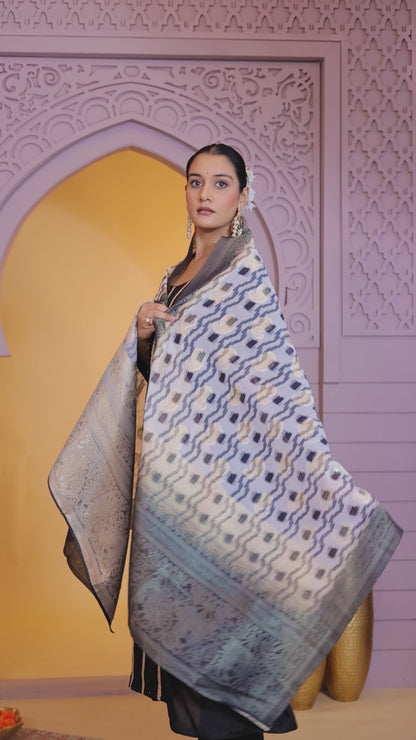 Chiffon Black Party Wear Pattern Pc Work Readymade Salwar Suit 386181